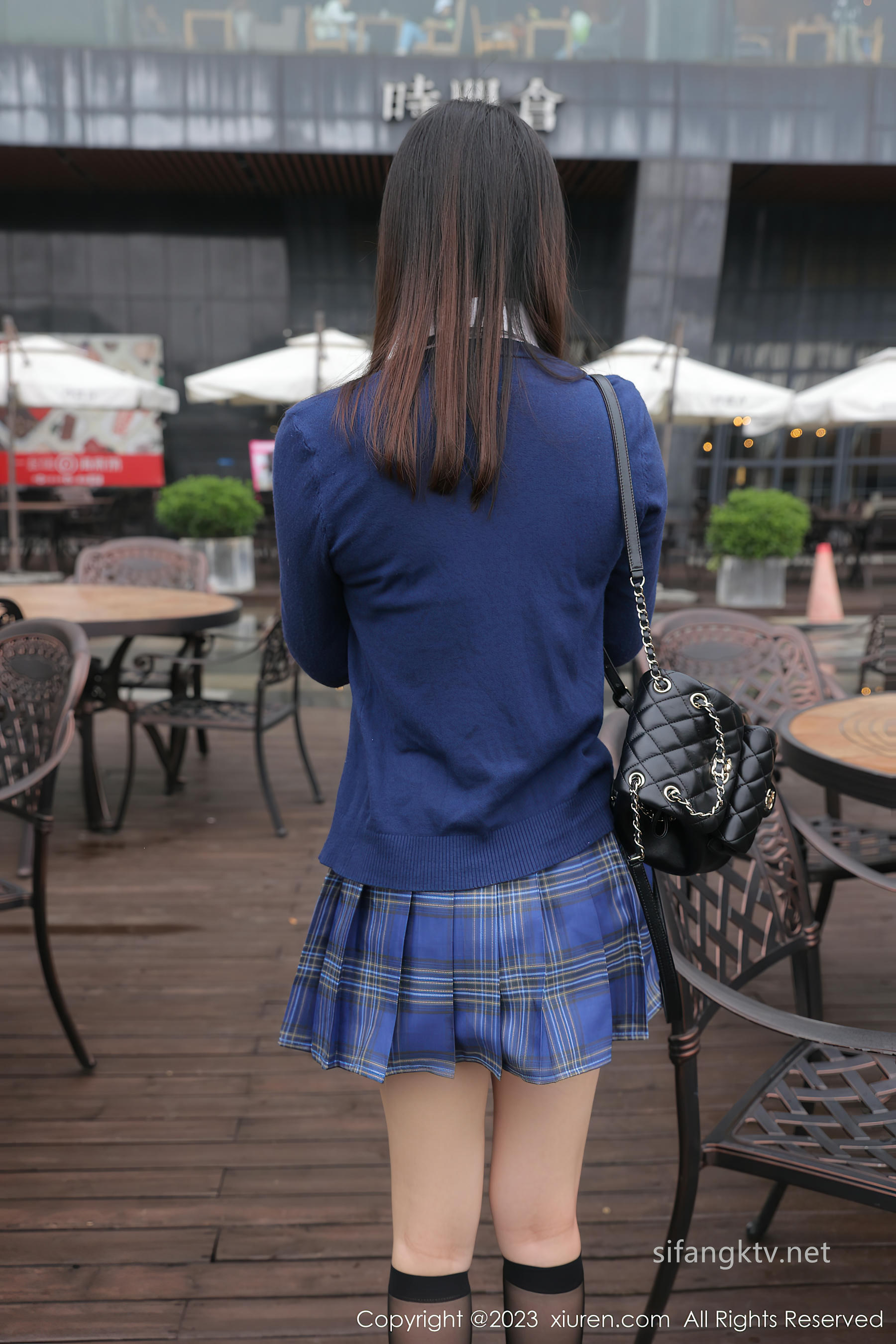 豆瓣酱 户外遥控 车内 [92P2V 2.29GB]-图_第1集