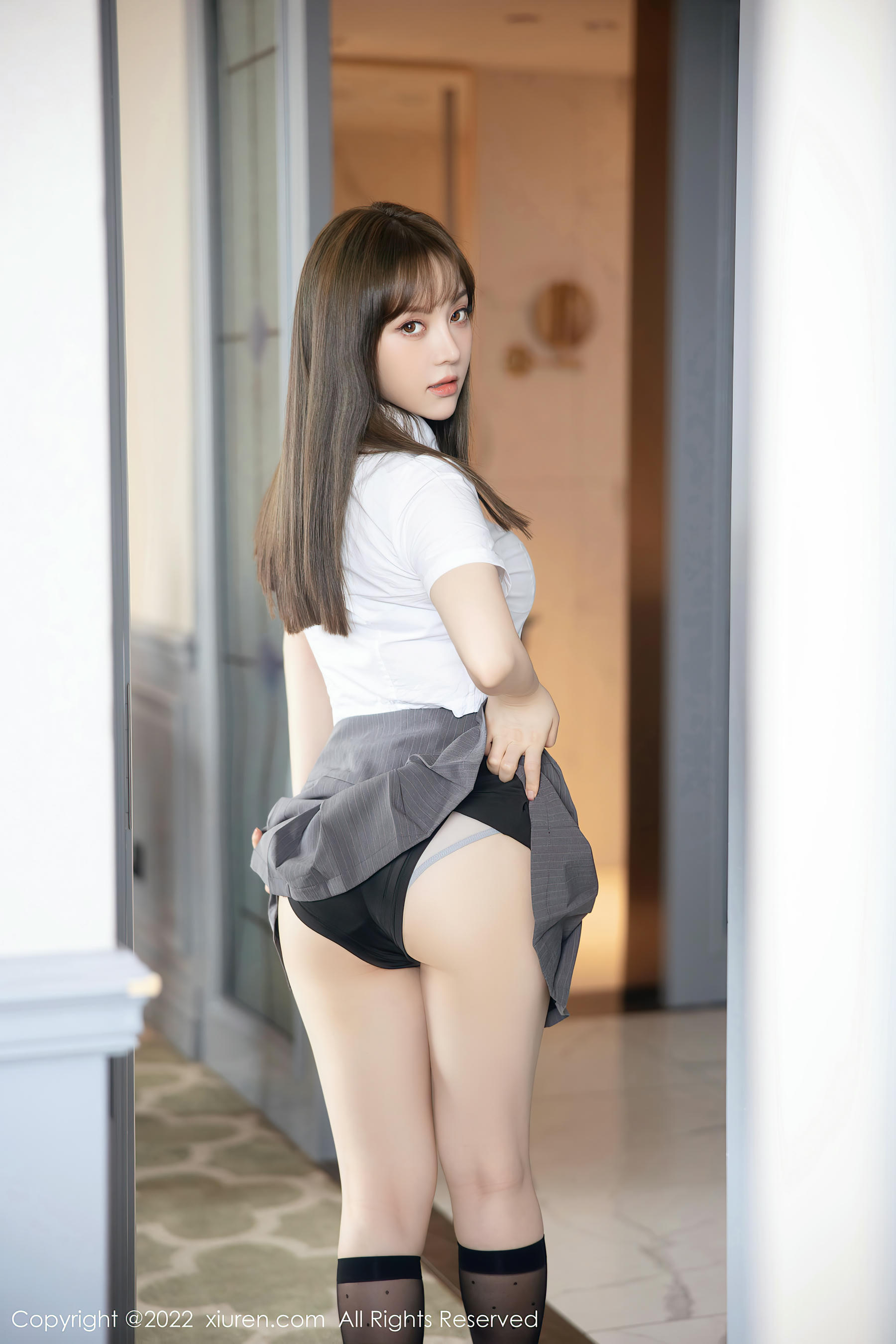 XIUREN秀人网 2022.06.14 NO.5143 豆瓣酱 [72P+1P 593MB]_第1集