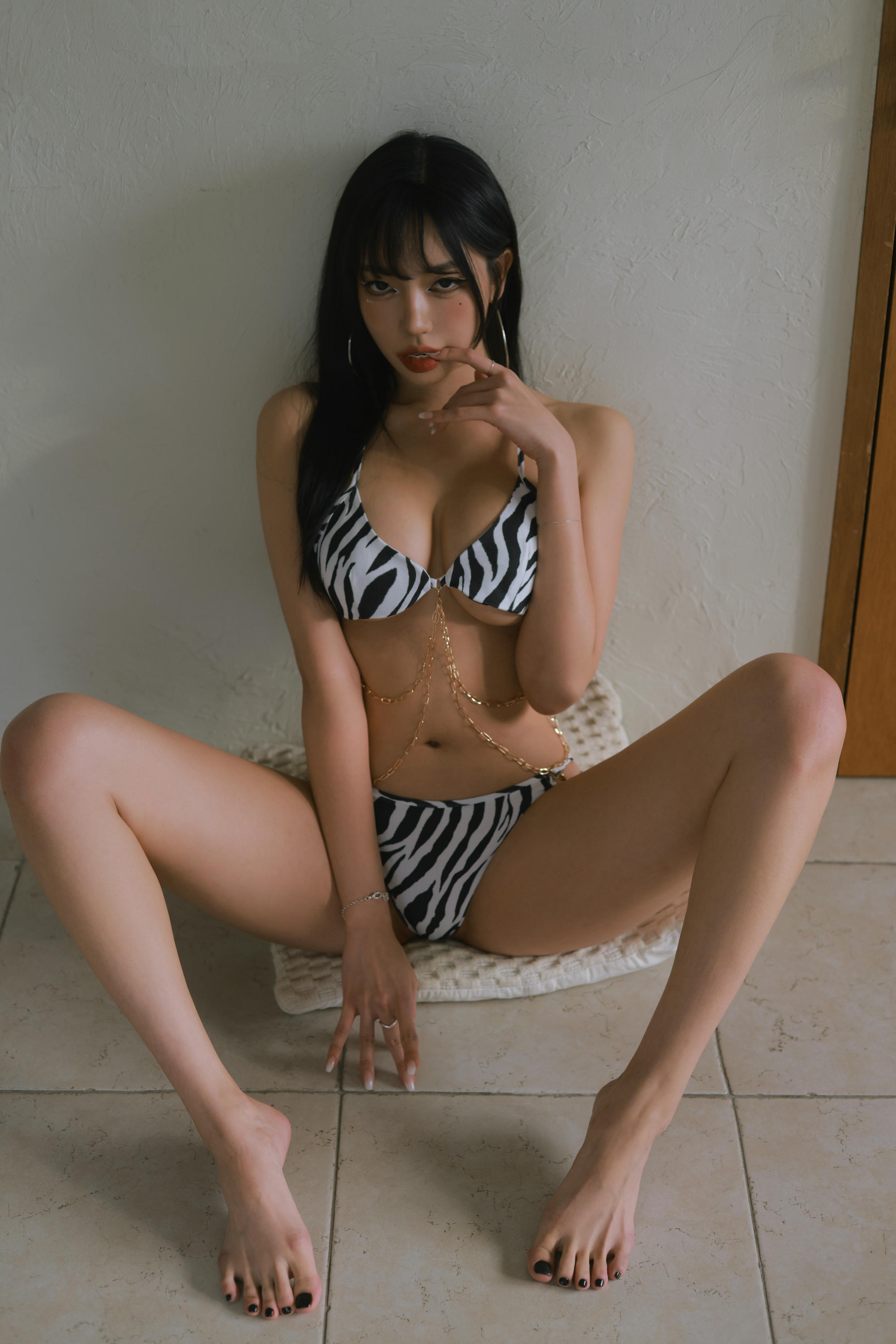 韩国美女-圓圓-동그란-ドングラン-Dongeuran NO.007 ZEBRA [167P+19V／4.16GB]_第2集