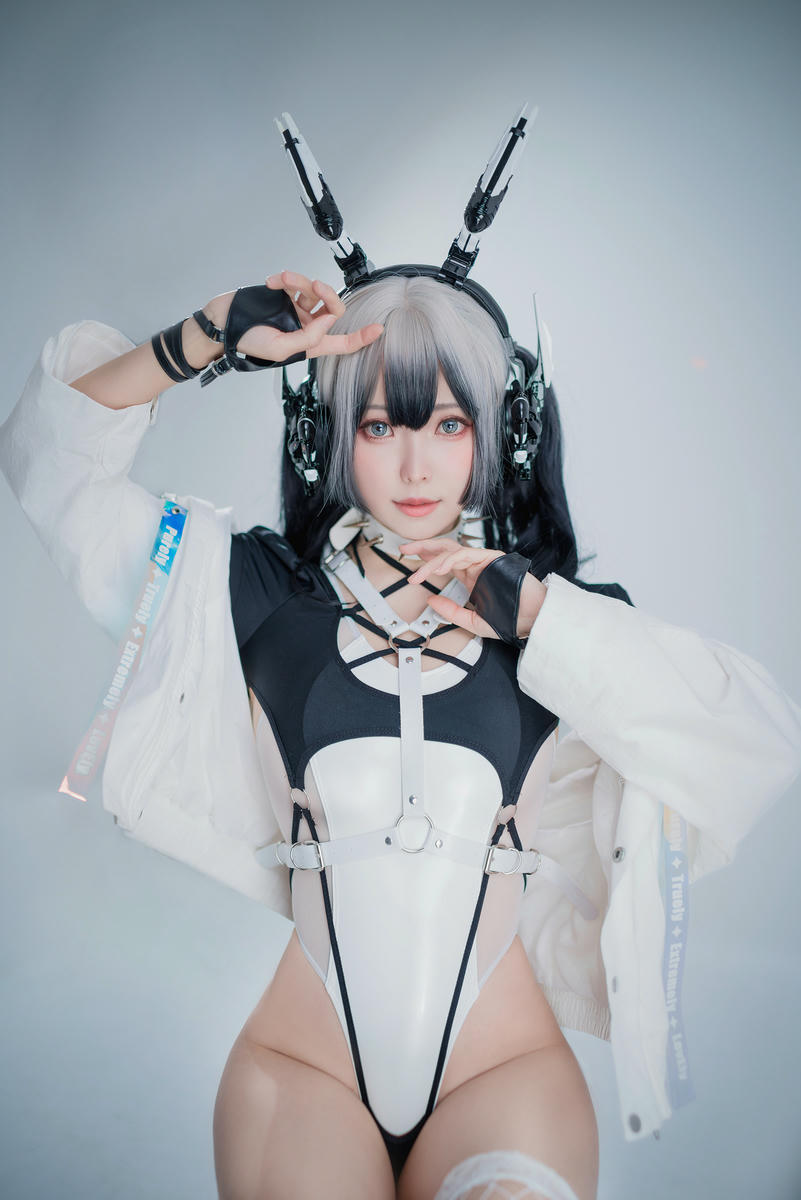 ElyEE子 NO.111 2022.June-T4 (4套+视频) [121P3V-303MB]-D- CyberGirl Blanche_第1集