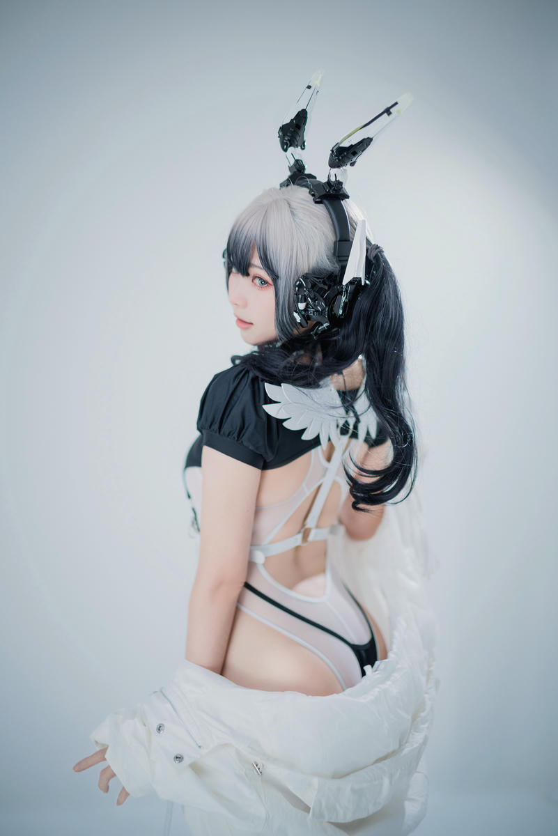 ElyEE子 NO.111 2022.June-T4 (4套+视频) [121P3V-303MB]-D- CyberGirl Blanche_第1集
