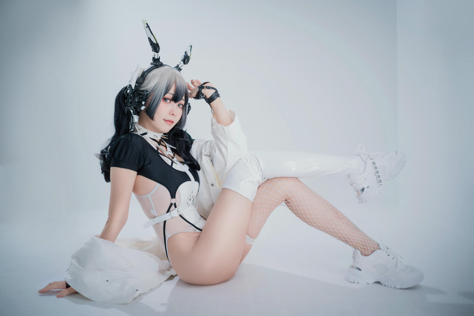 ElyEE子 NO.111 2022.June-T4 (4套+视频) [121P3V-303MB]-D- CyberGirl Blanche_第2集