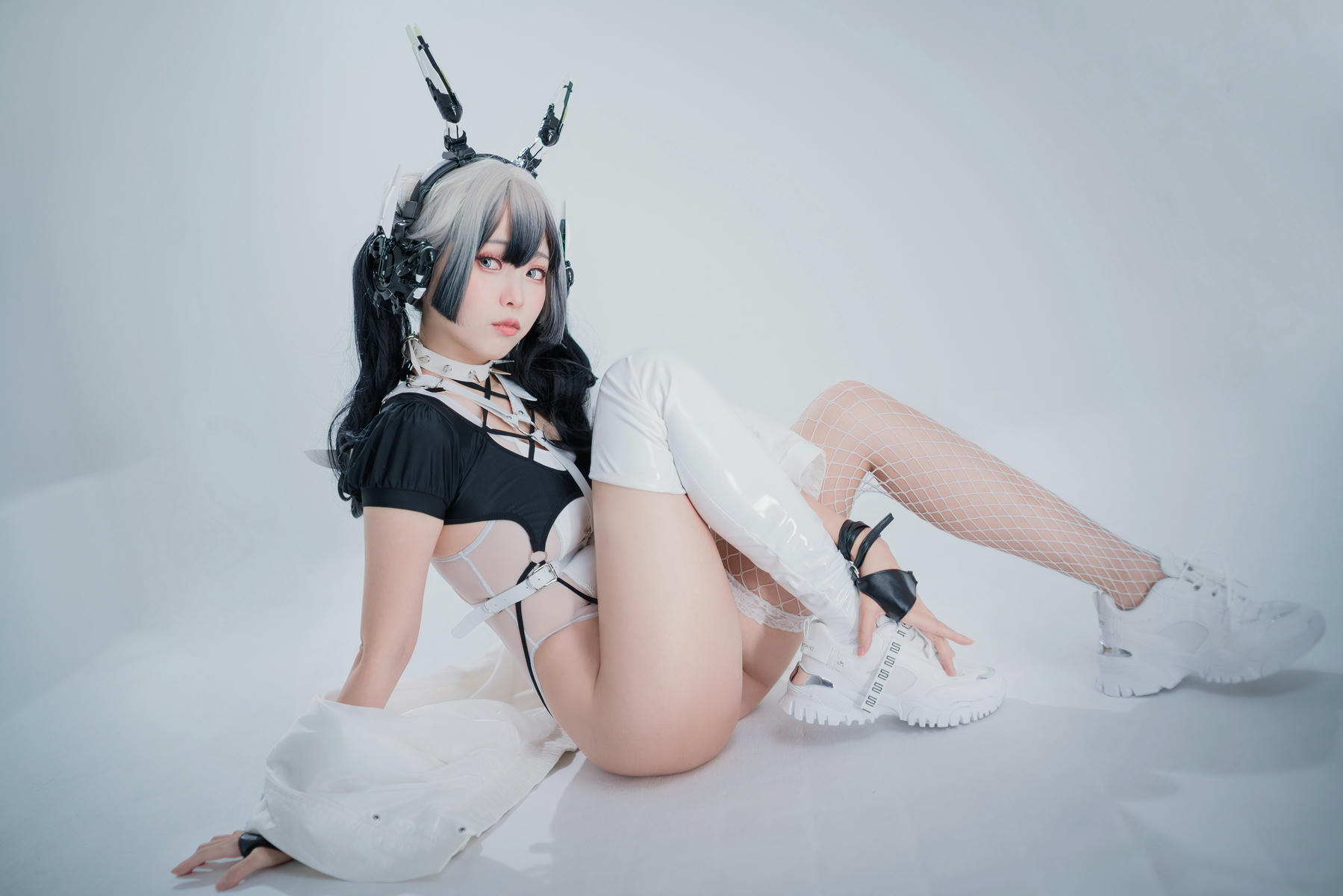 ElyEE子 NO.111 2022.June-T4 (4套+视频) [121P3V-303MB]-D- CyberGirl Blanche_第2集