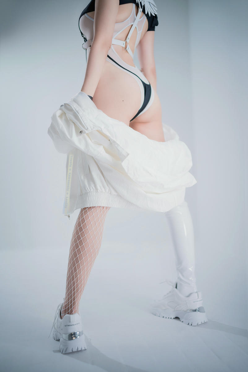 ElyEE子 NO.111 2022.June-T4 (4套+视频) [121P3V-303MB]-D- CyberGirl Blanche_第1集