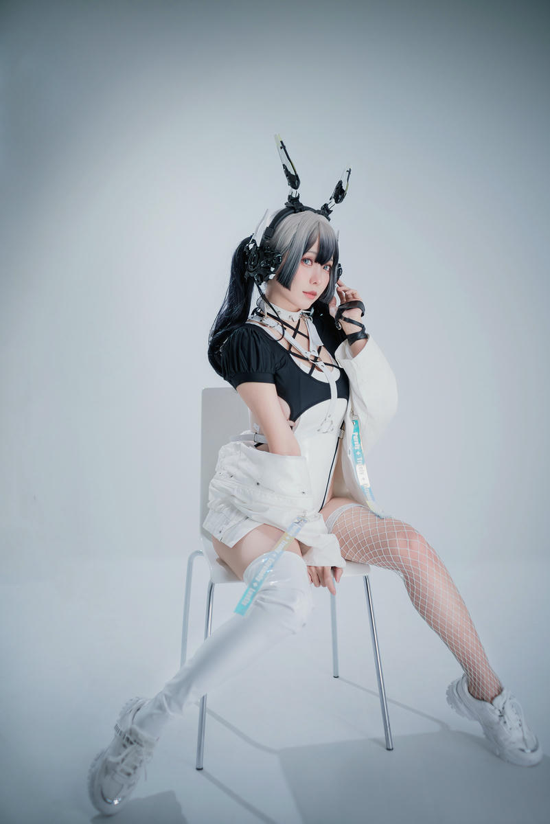 ElyEE子 NO.111 2022.June-T4 (4套+视频) [121P3V-303MB]-D- CyberGirl Blanche_第1集