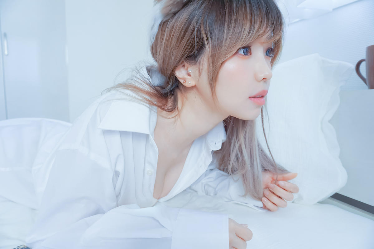 ElyEE子 NO.135 Stay Home with Me[166P-141M]_第1集