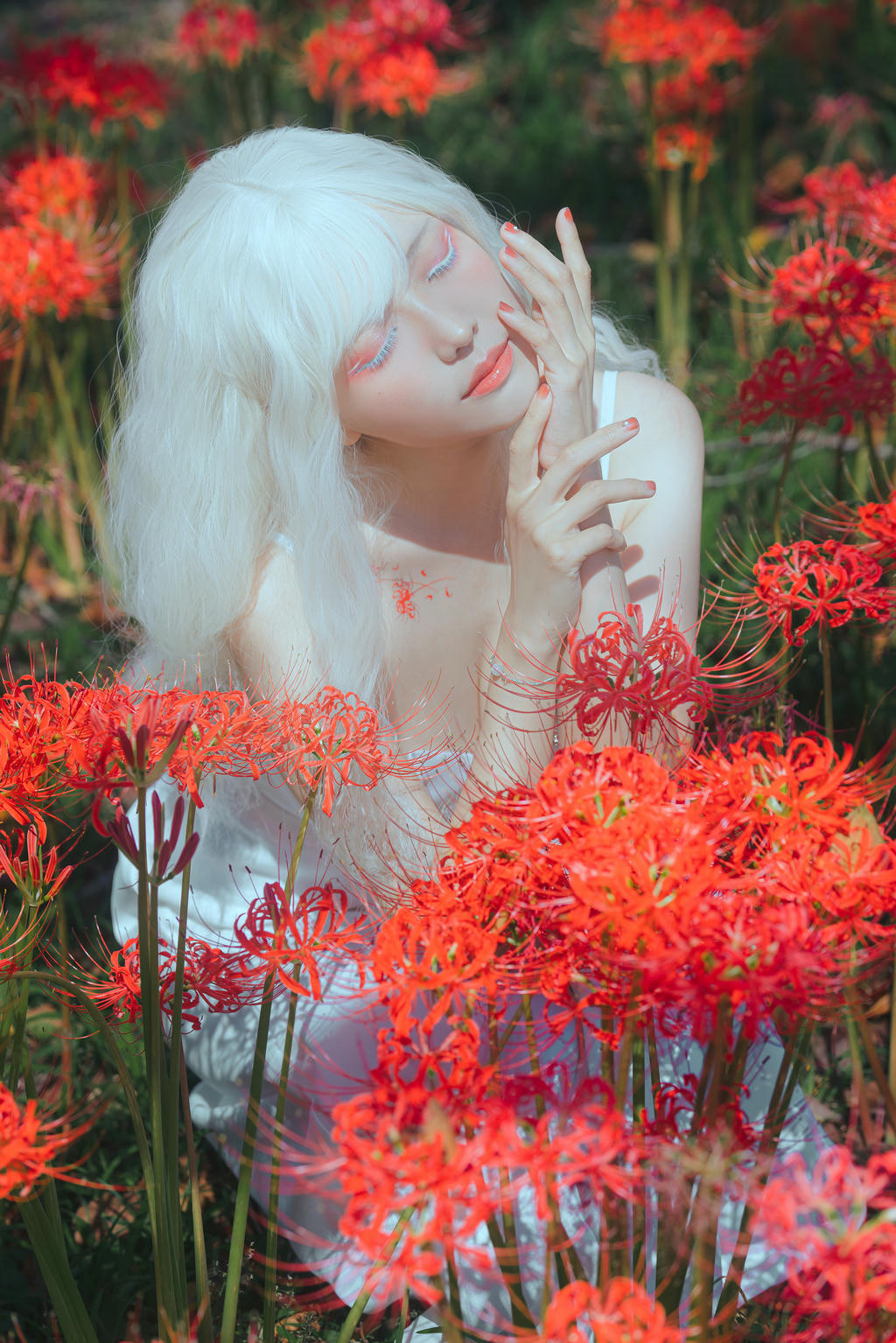 ElyEE子 NO.136 23年10月订阅 [86P2V-302MB]-B-White spider lily 白瓷彼岸 [27P-83MB]_第1集