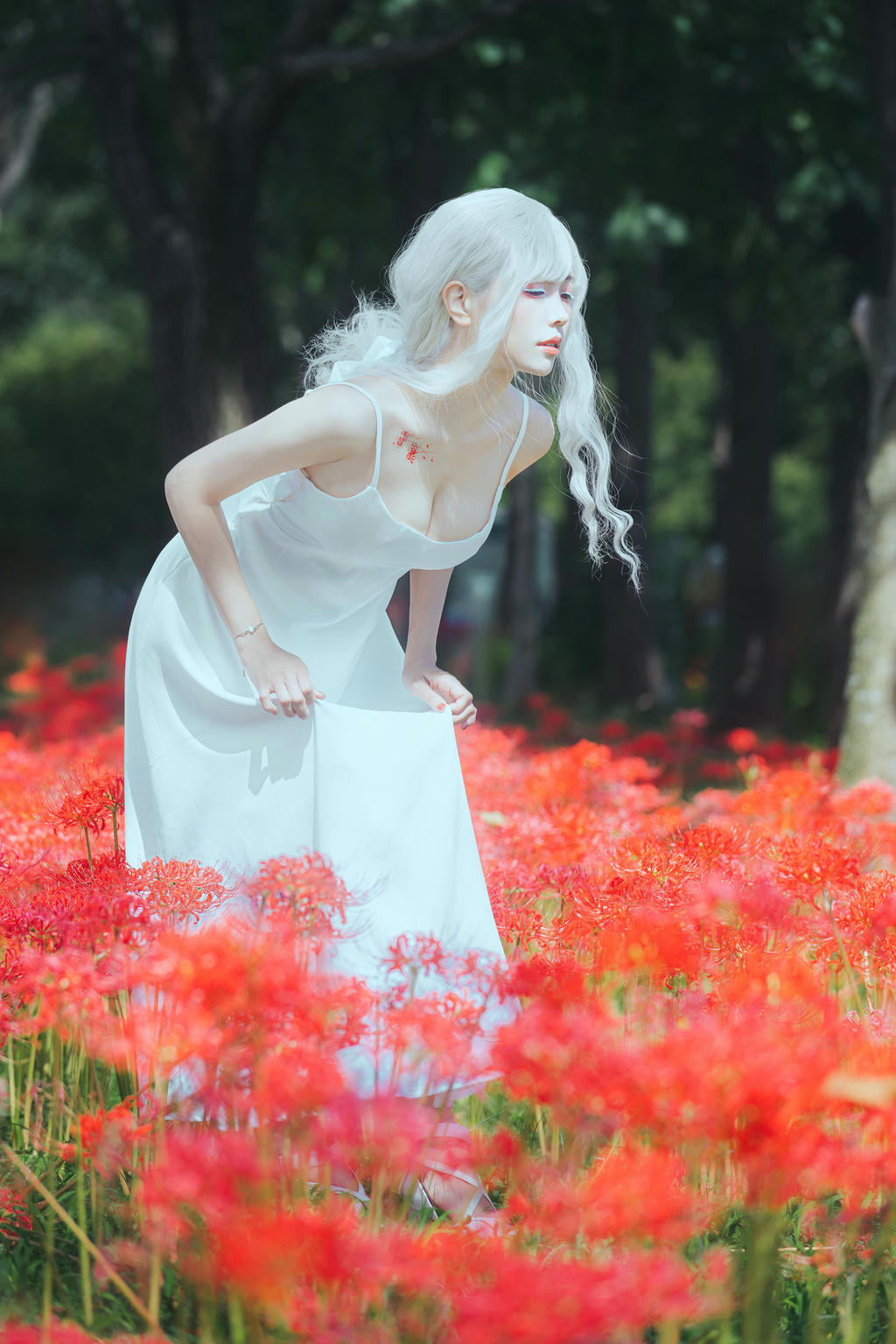 ElyEE子 NO.136 23年10月订阅 [86P2V-302MB]-B-White spider lily 白瓷彼岸 [27P-83MB]_第1集