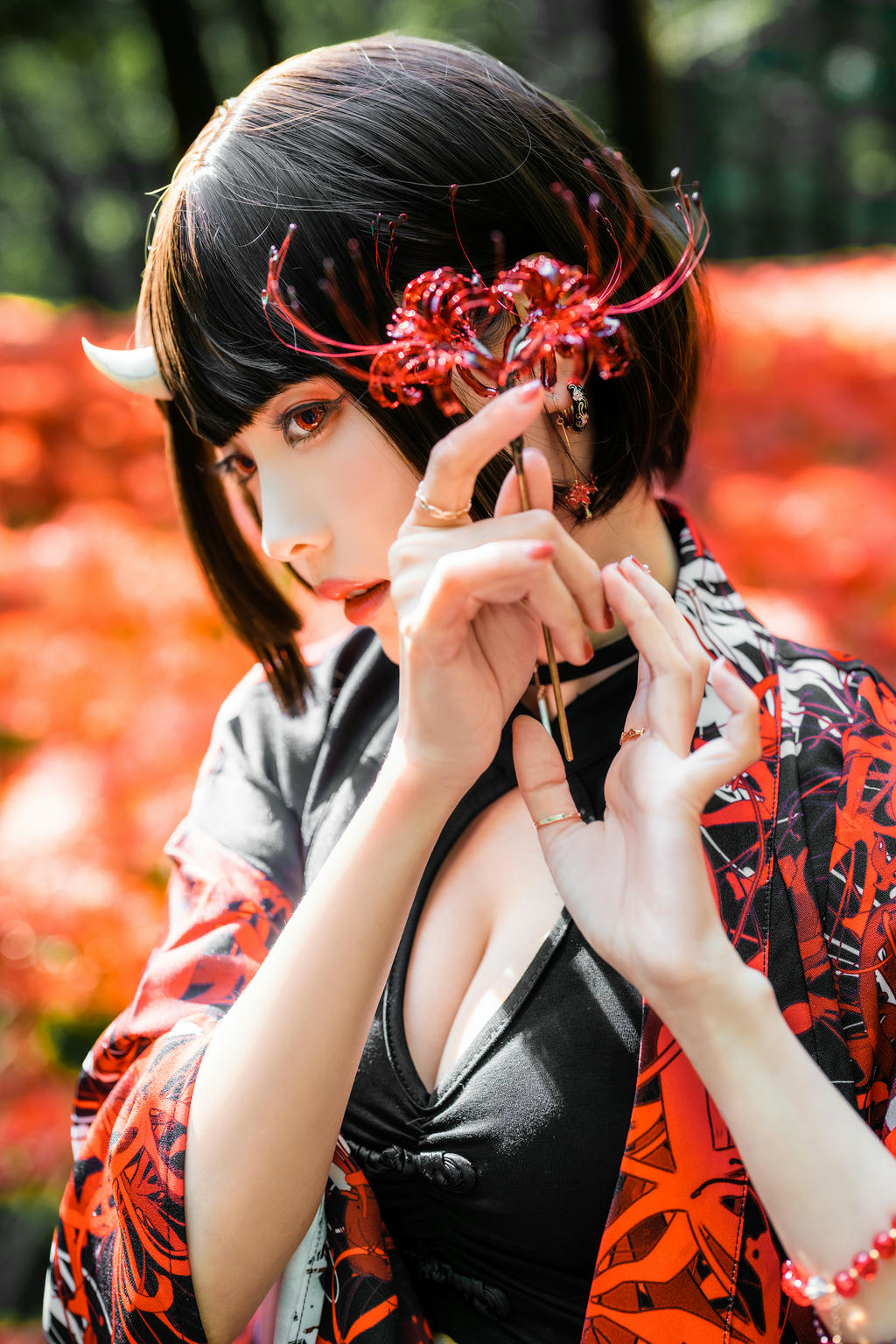 ElyEE子 NO.136 23年10月订阅 [86P2V-302MB]-C-Red Higanbana 殷紅彼岸 [36P-125MB]_第1集