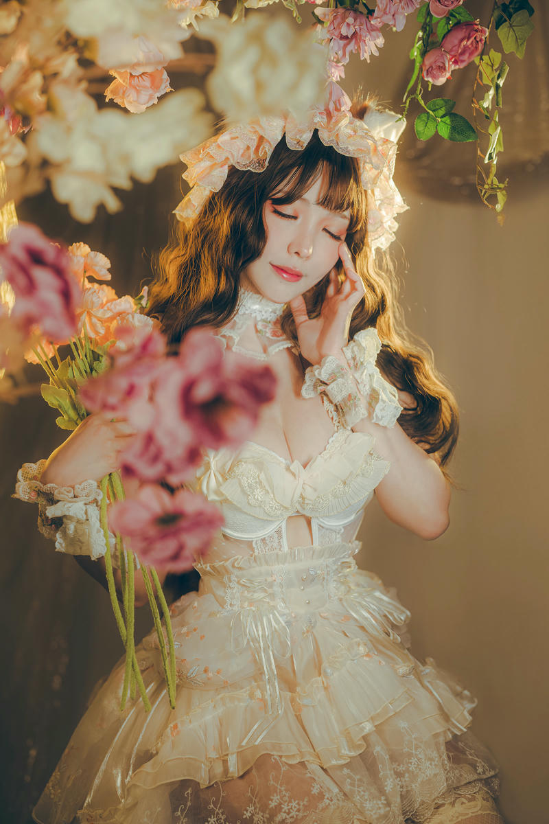 ElyEE子 NO.145 May-Tier 3 [70P 188MB]-C.Red panda~Lingerie小熊貓古典蕾絲_第1集