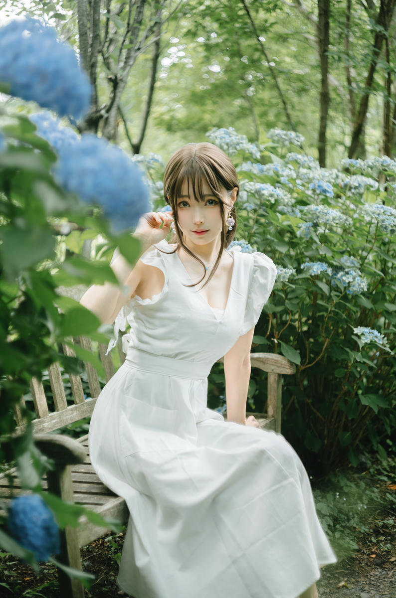 ElyEE子 NO.150 2024 July-Tier 3 A.Rainy Season雨季繡球花 [31P2V-86.3MB]_第1集