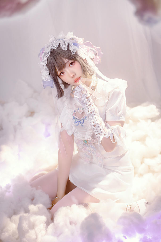ElyEE子 NO.157 2024年10月订阅 (2／3套) Cloudy Dreaming雲朵夢境[25P-2V-57.4M]_第1集