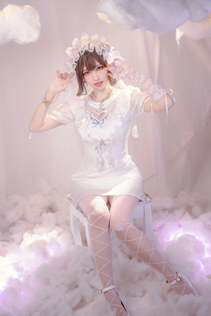 ElyEE子 NO.157 2024年10月订阅 (2／3套) Cloudy Dreaming雲朵夢境[25P-2V-57.4M]_第1集