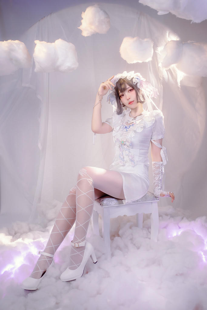 ElyEE子 NO.157 2024年10月订阅 (2／3套) Cloudy Dreaming雲朵夢境[25P-2V-57.4M]_第1集