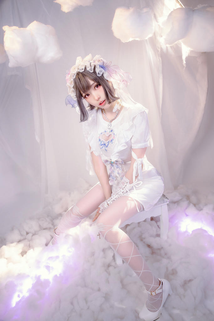 ElyEE子 NO.157 2024年10月订阅 (2／3套) Cloudy Dreaming雲朵夢境[25P-2V-57.4M]_第1集