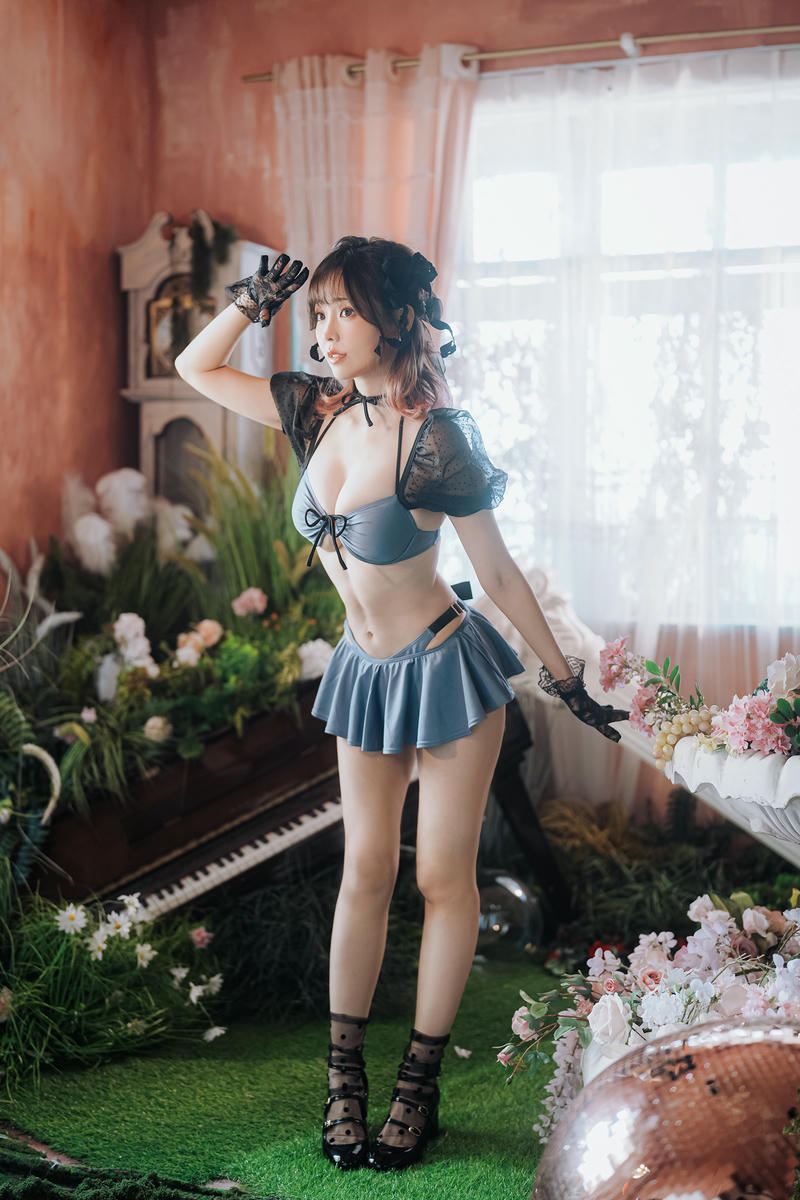 ElyEE子 NO.160 2024年12月订阅 (3套)[129P7V 552M]-C- Fairytale Wonderland童話仙境 [43P 3V]_第1集