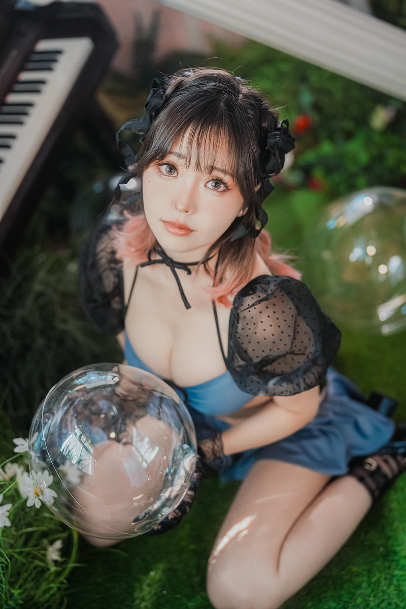 ElyEE子 NO.160 2024年12月订阅 (3套)[129P7V 552M]-C- Fairytale Wonderland童話仙境 [43P 3V]_第1集