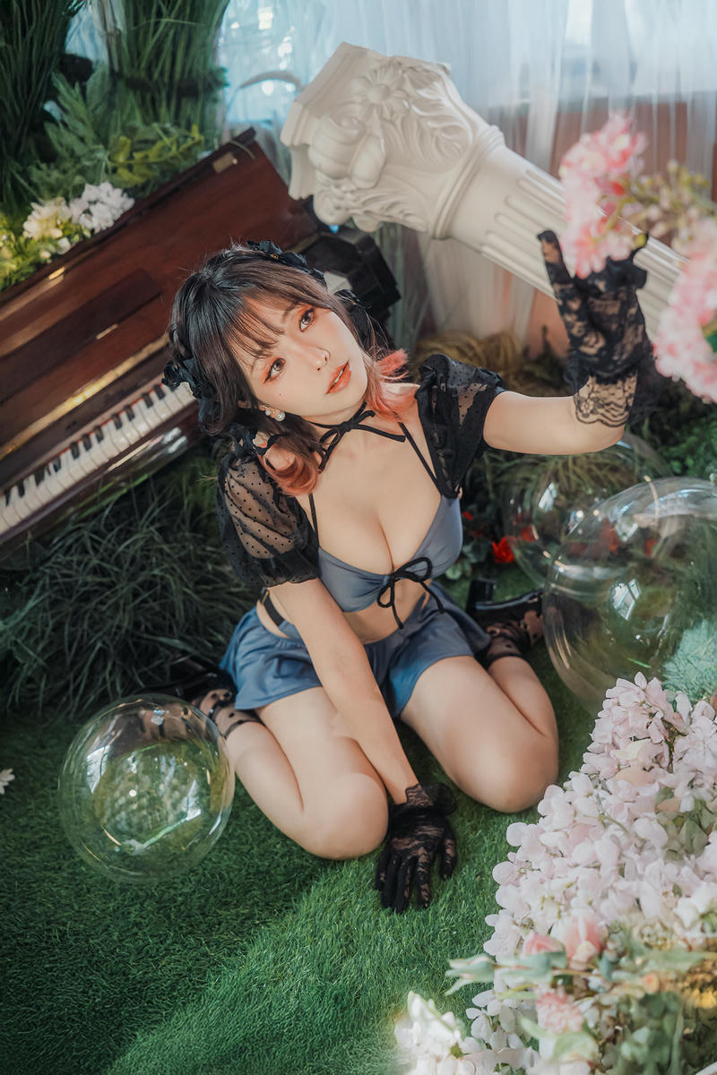 ElyEE子 NO.160 2024年12月订阅 (3套)[129P7V 552M]-C- Fairytale Wonderland童話仙境 [43P 3V]_第2集
