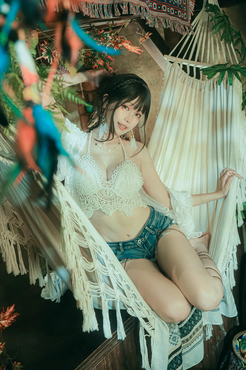 ElyEE子 NO.163 Secret Treehouse Escape [31P5V-152MB]_第1集