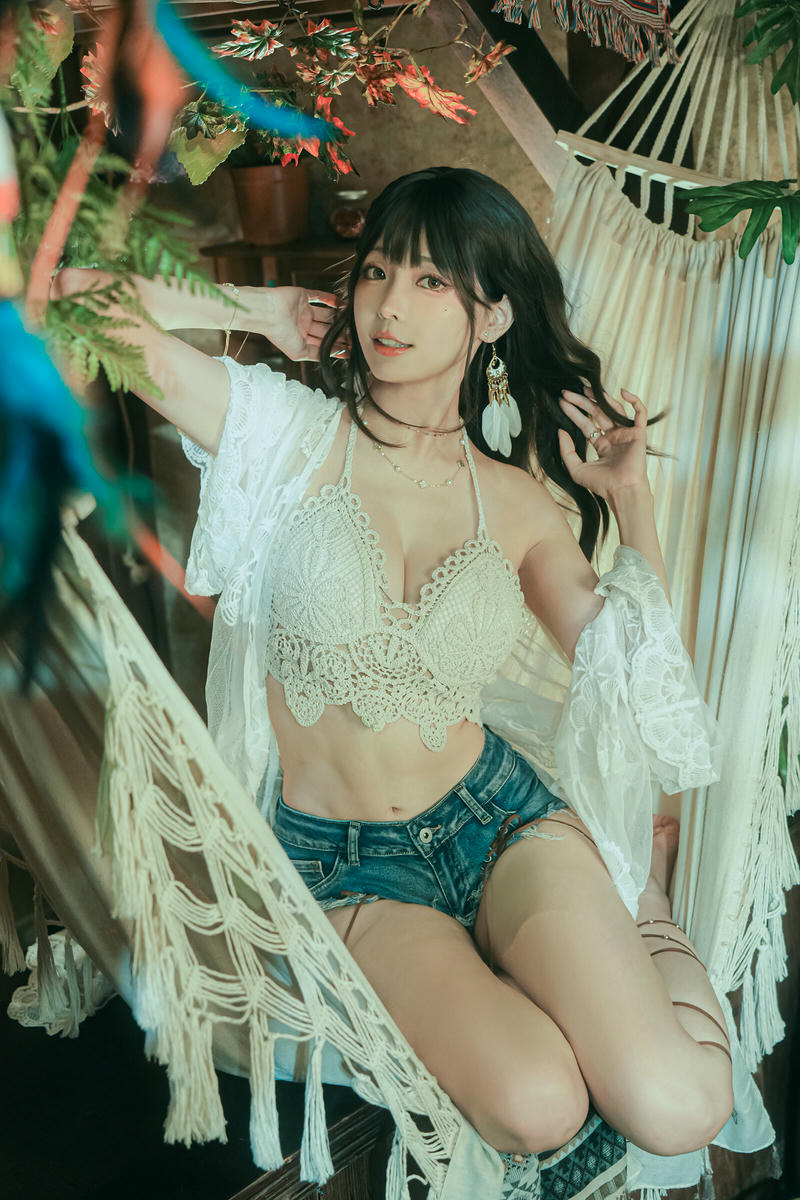 ElyEE子 NO.163 Secret Treehouse Escape [31P5V-152MB]_第1集