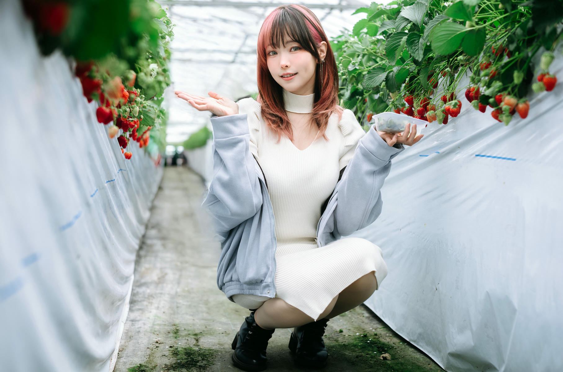 ElyEE子 NO.165 Strawberry Picking Date [34P2V 128MB]_第2集