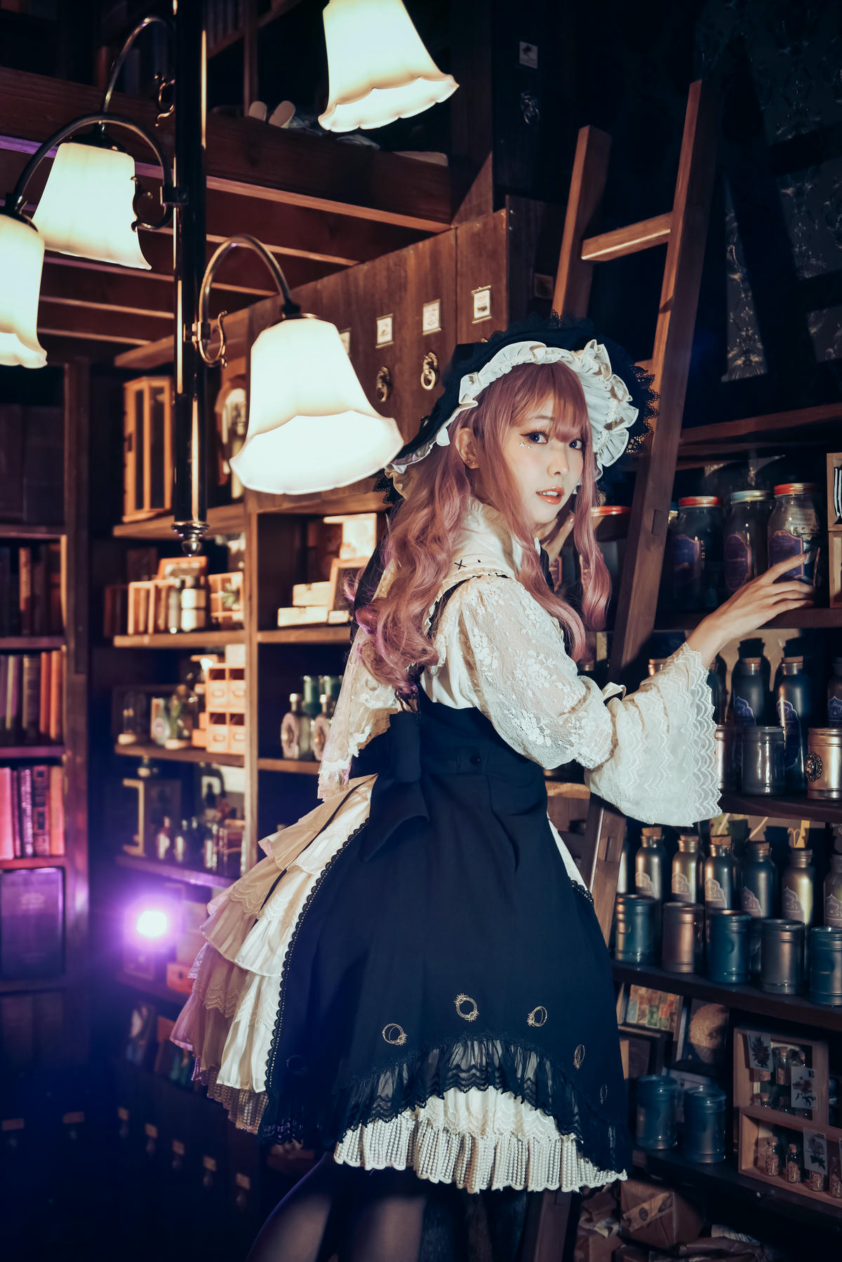 ElyEE子 NO.085 Witch Time [47P-161MB]_第1集