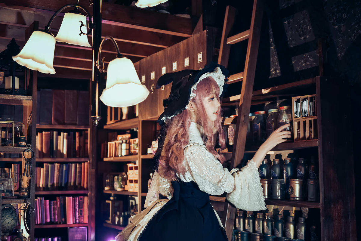 ElyEE子 NO.085 Witch Time [47P-161MB]_第1集