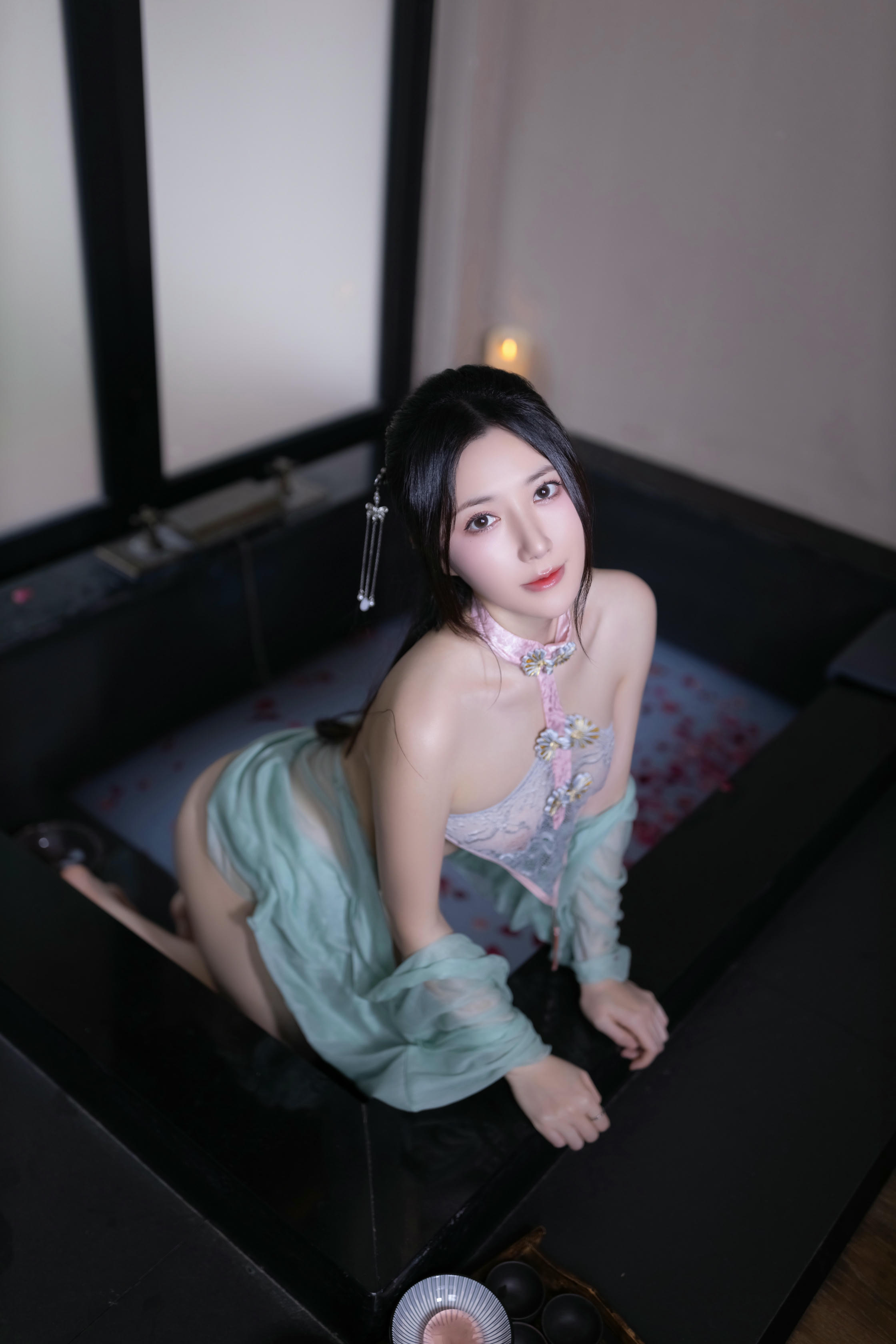 鱼子酱Fish NO.158 内购无水印 8428 花瓣浴 [120P 1.32 GB]_第3集