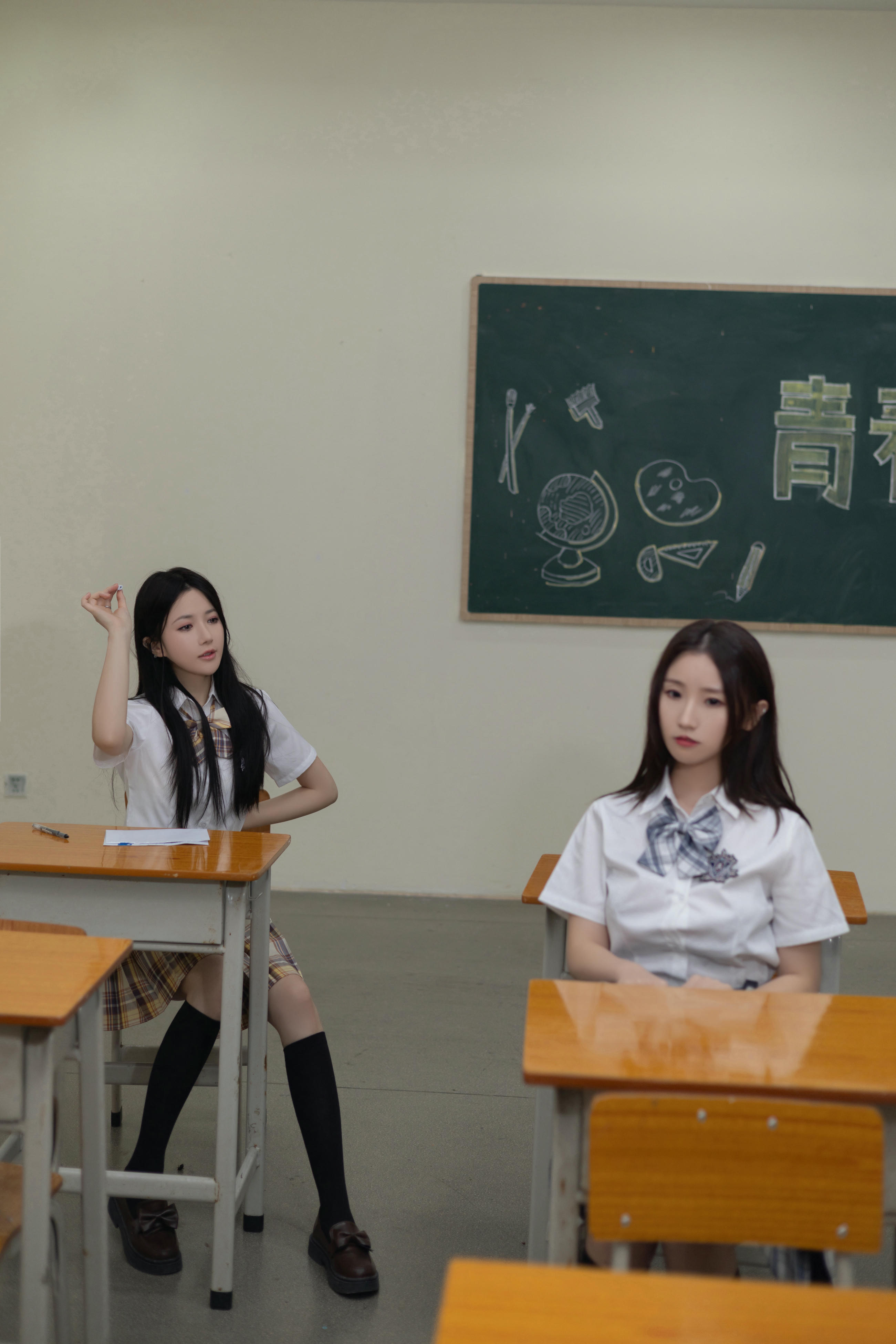 鱼子酱Fish NO.164 内购无水印 &杏子 8654 校园霸凌 [123P 1.61 GB]_第1集