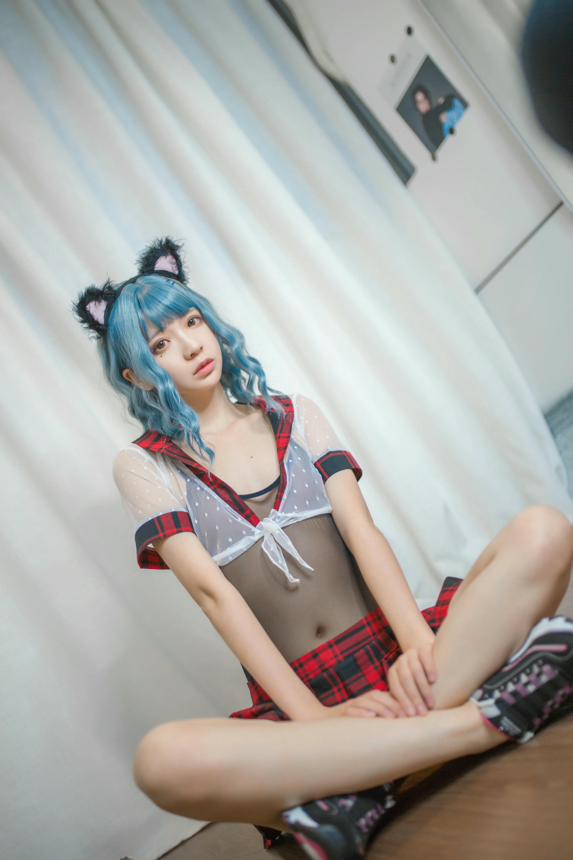 疯猫ss NO.136 蓝发 [26P 122M]_第1集