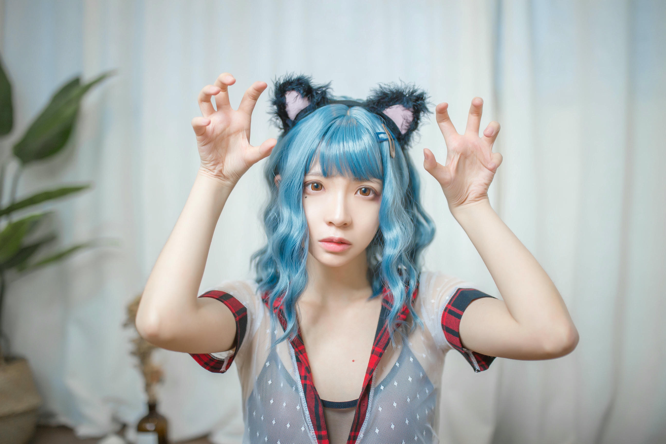 疯猫ss NO.136 蓝发 [26P 122M]_第2集