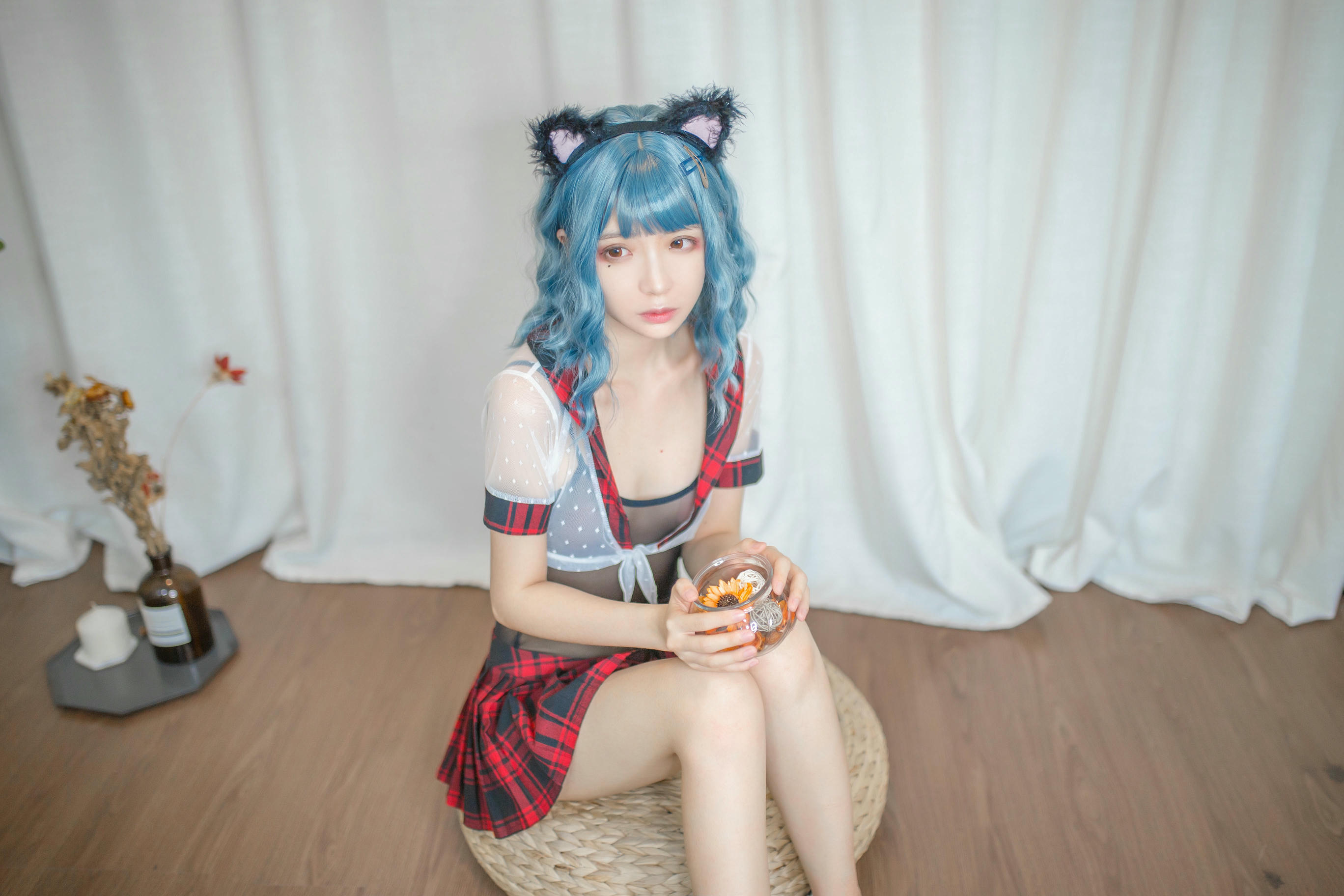 疯猫ss NO.136 蓝发 [26P 122M]_第1集