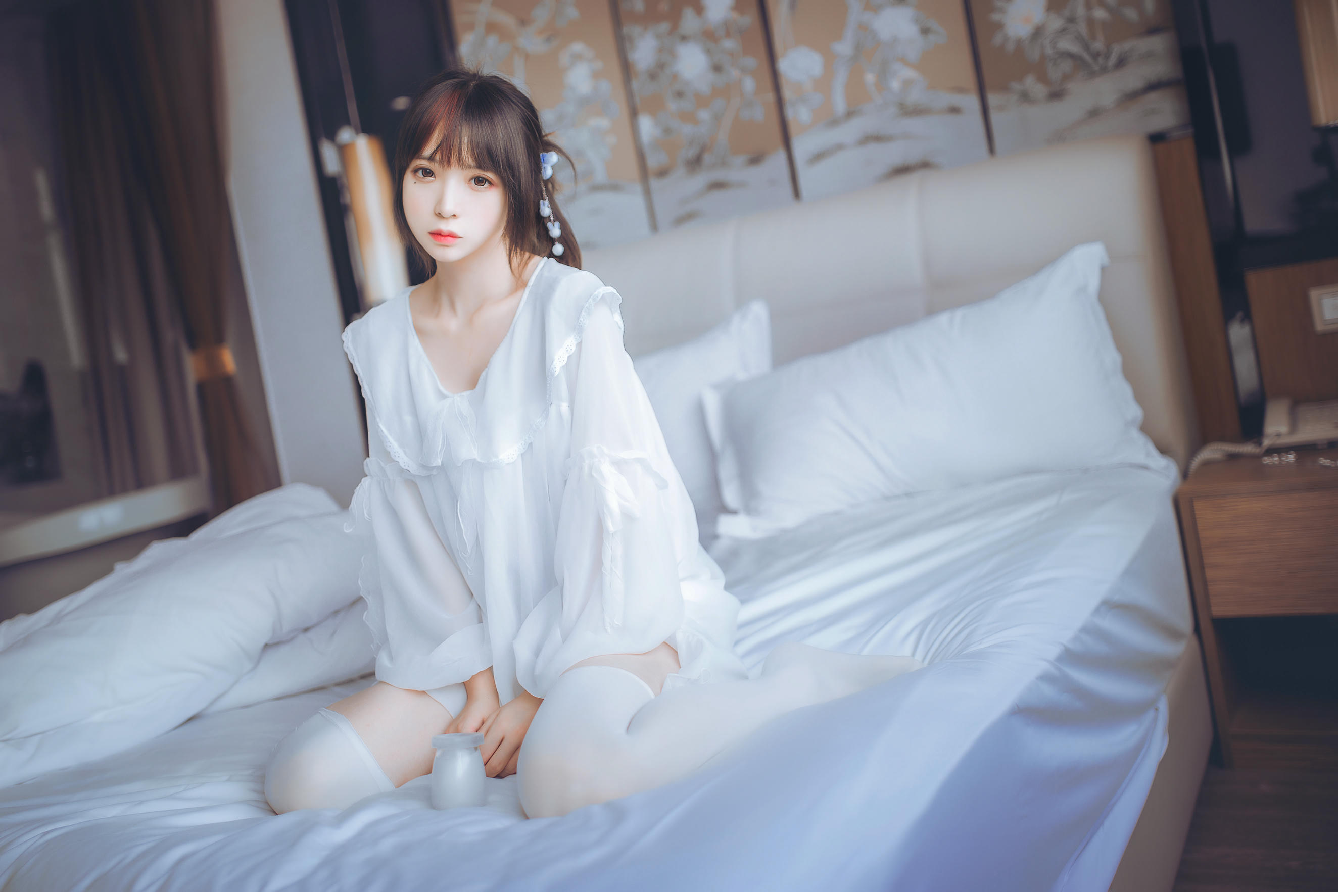 疯猫ss NO.002 白色睡衣 [24P-182MB]_第1集