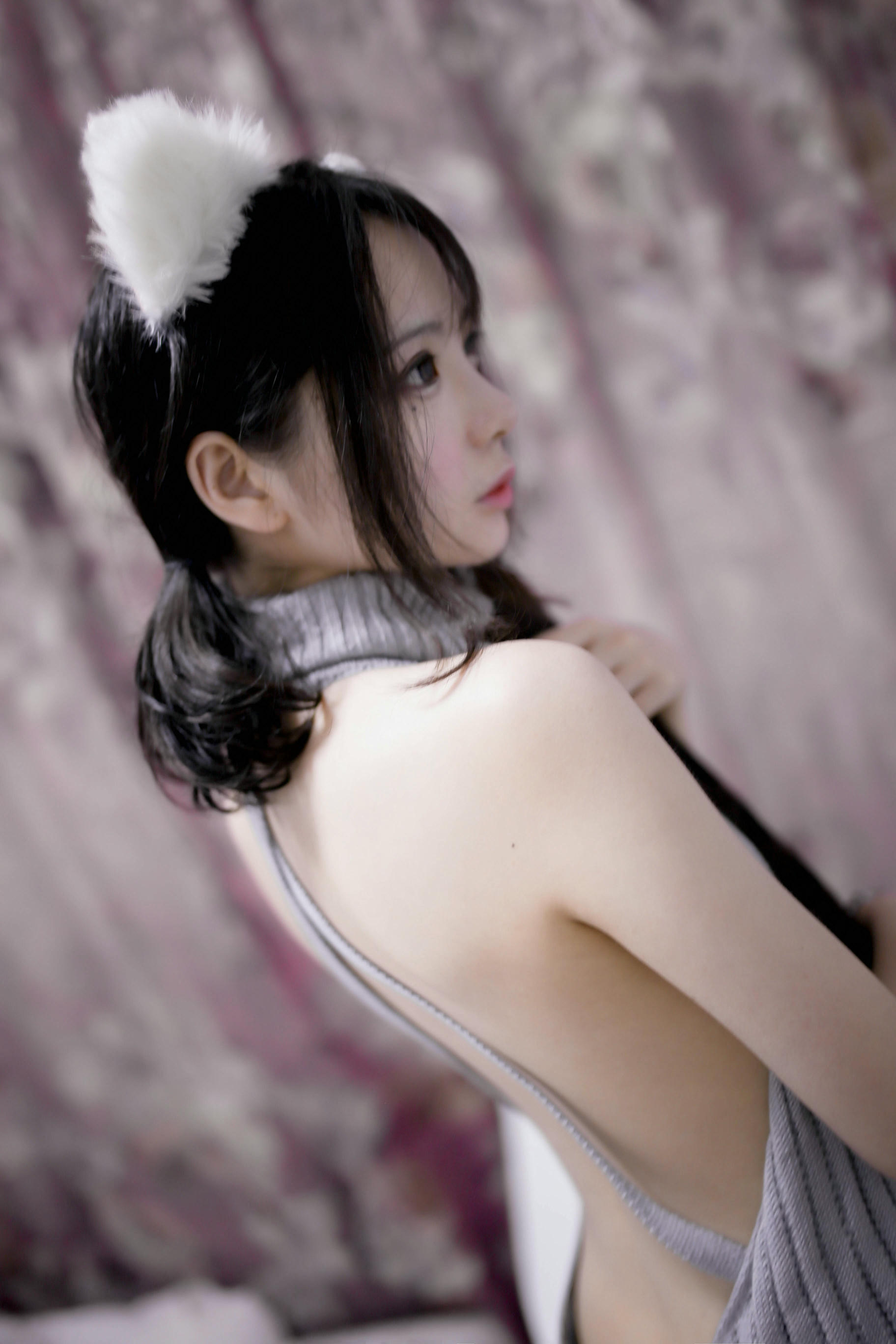 疯猫ss NO.022 露背毛衣 [16P-67MB]_第1集
