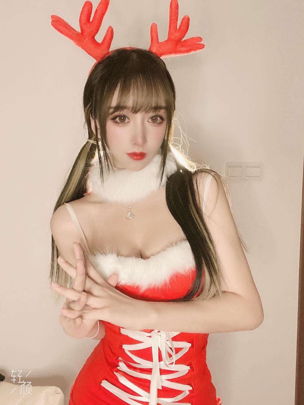 过期米线线喵 NO.109 圣诞特辑 [39P1V-428MB]_第1集