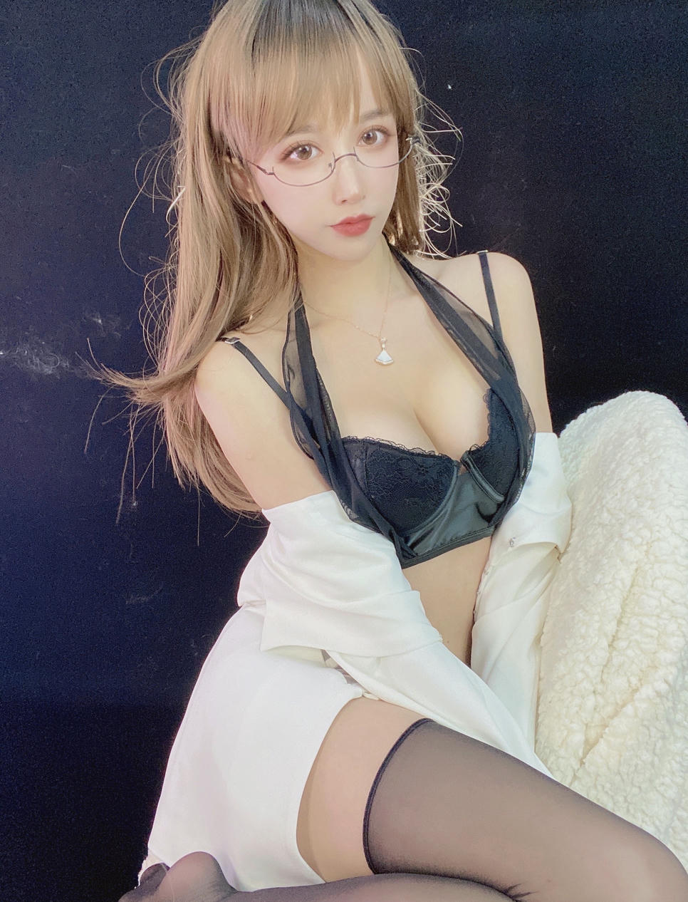 过期米线线喵 NO.112 朱砂痣 [30P-54MB]_第1集