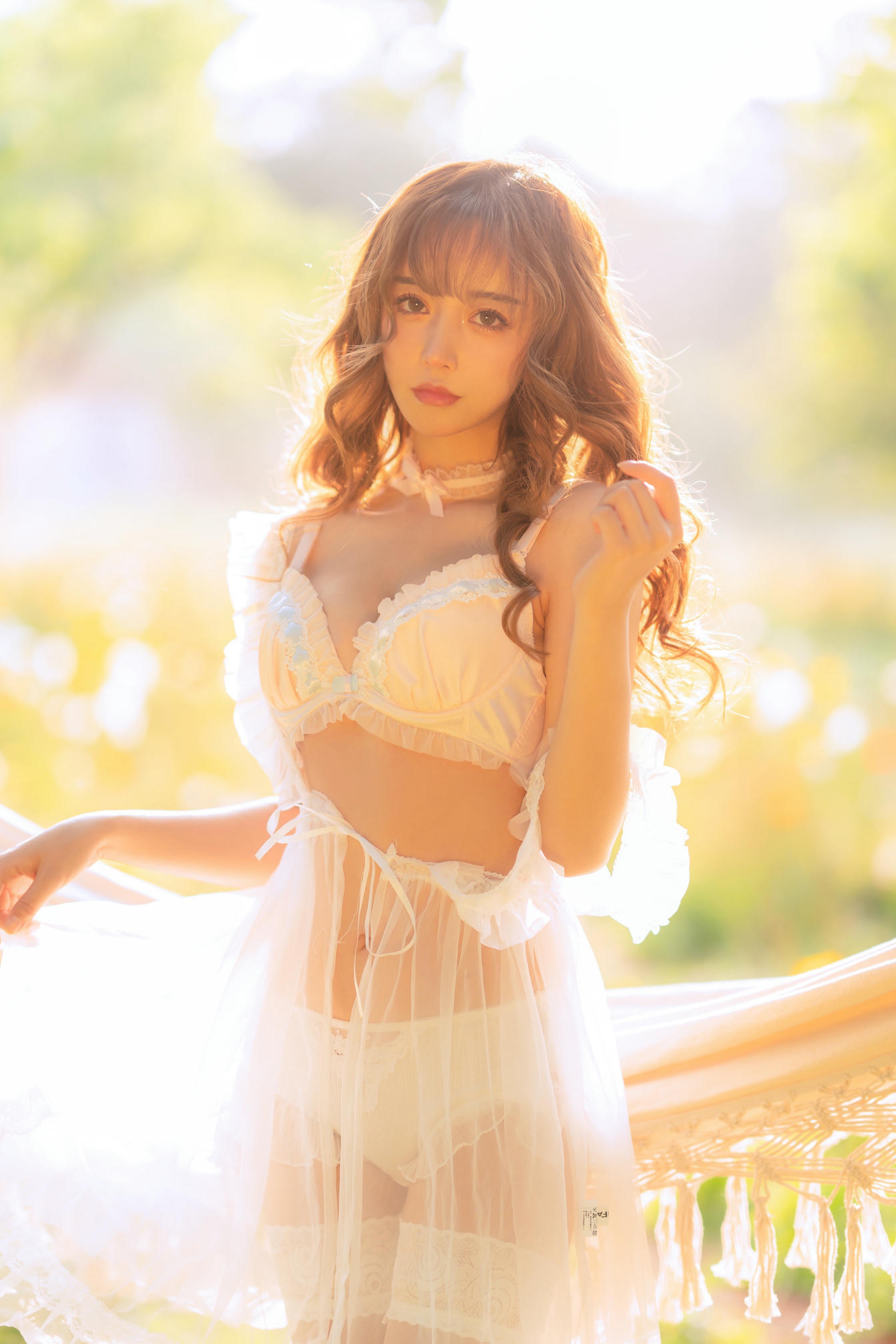 过期米线线喵 NO.121 夏日限定 – 吊床 [52P-95MB]_第1集