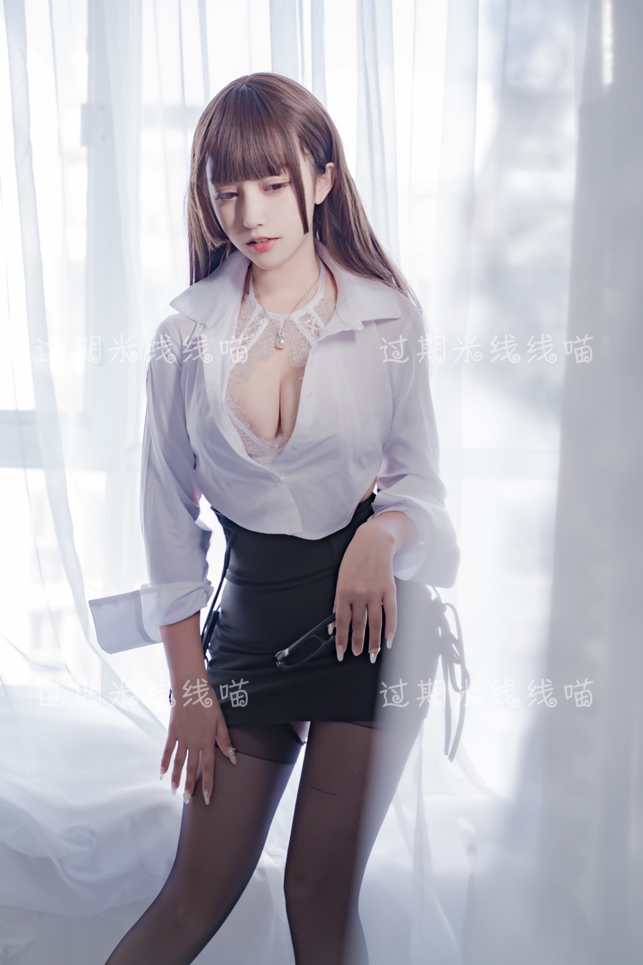 过期米线线喵 NO.130 情欲OL装_第1集