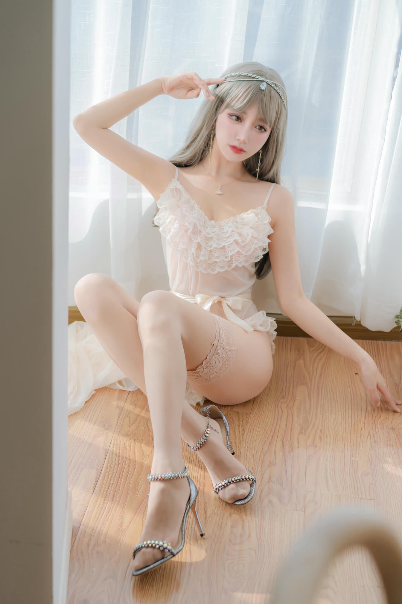 过期米线线喵 NO.140 凡尔赛公主[52P-79MB]_第1集