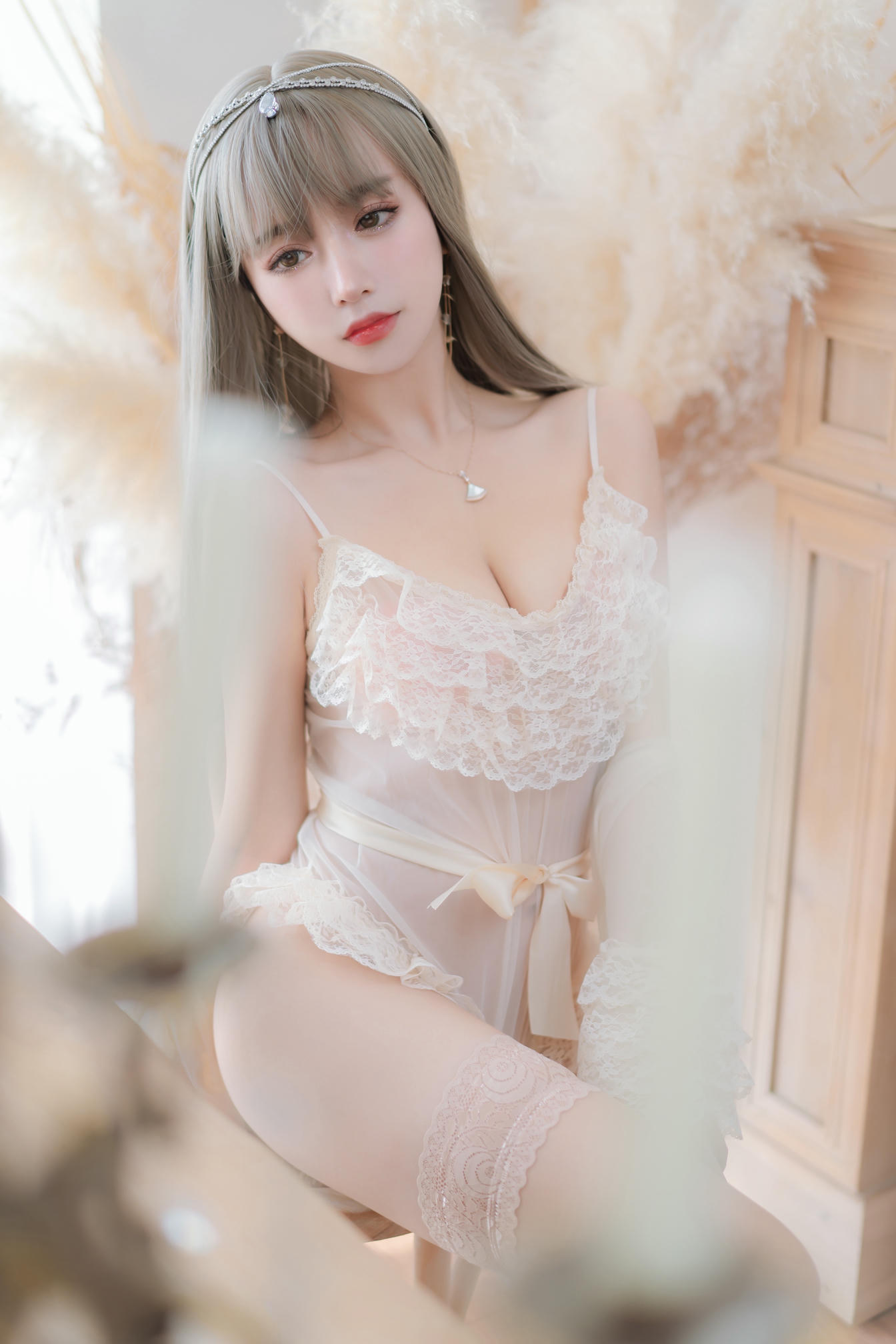 过期米线线喵 NO.140 凡尔赛公主[52P-79MB]_第2集
