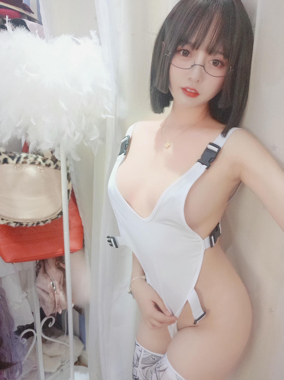 过期米线线喵 NO.033 痛袜 [36P-33MB]_第1集