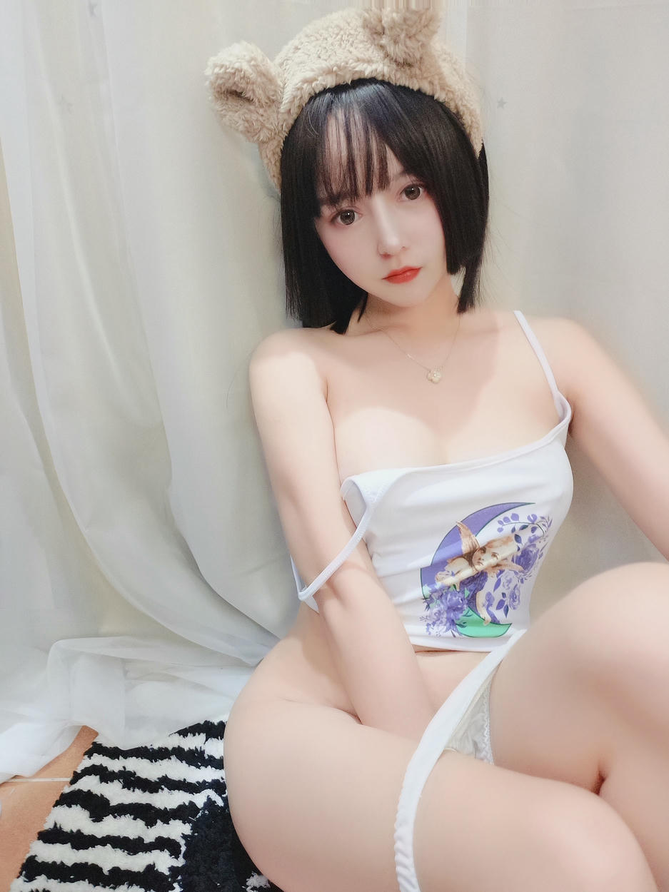 过期米线线喵 NO.043 白色吊带 [36P-69MB]_第2集