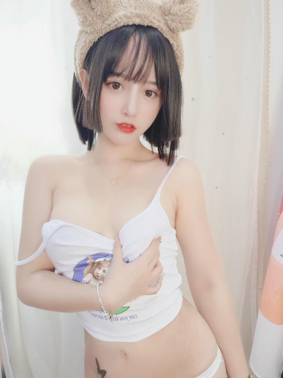 过期米线线喵 NO.043 白色吊带 [36P-69MB]_第2集