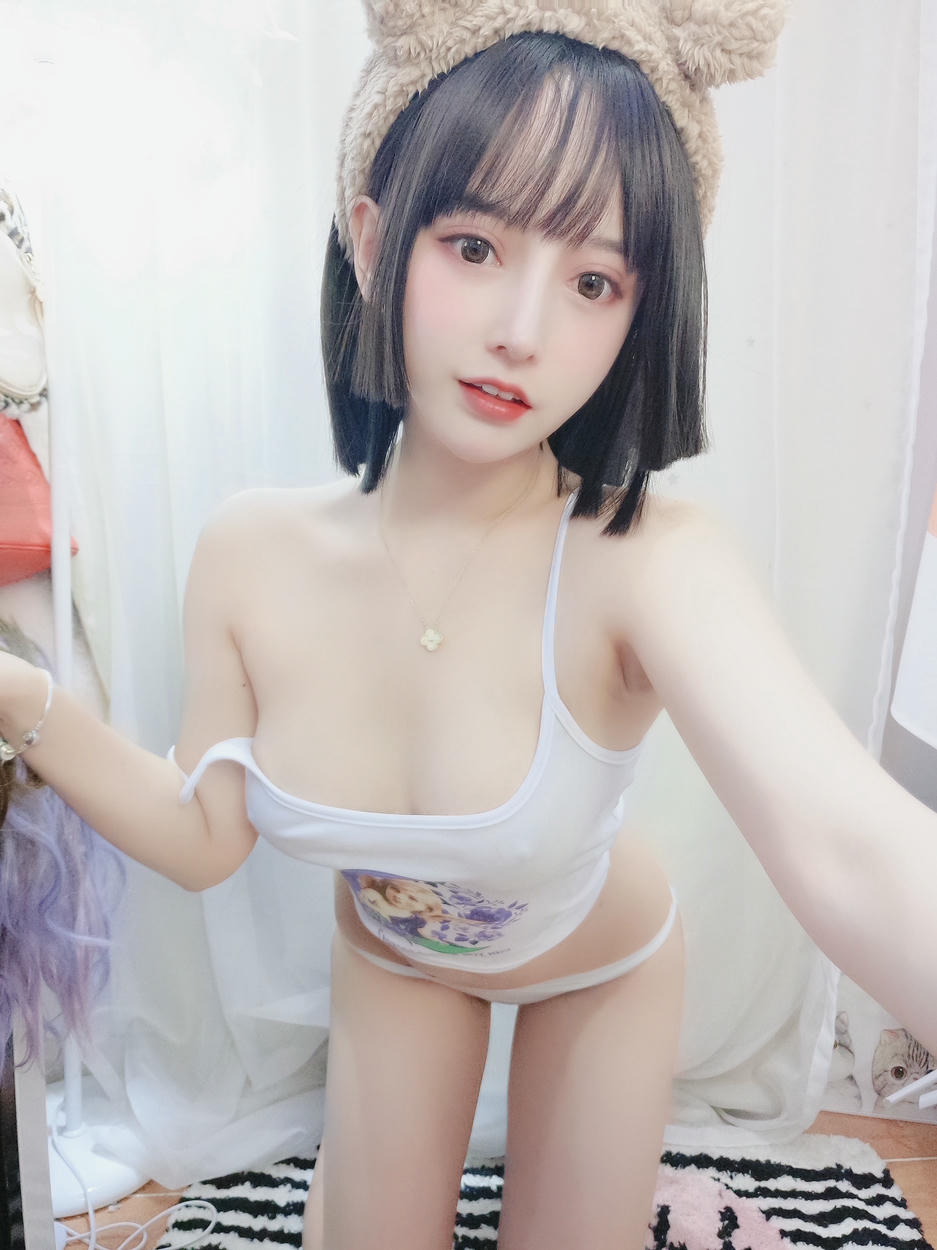 过期米线线喵 NO.043 白色吊带 [36P-69MB]_第1集