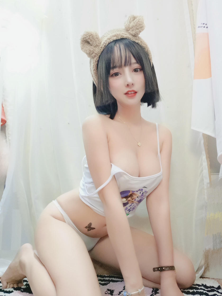 过期米线线喵 NO.043 白色吊带 [36P-69MB]_第1集