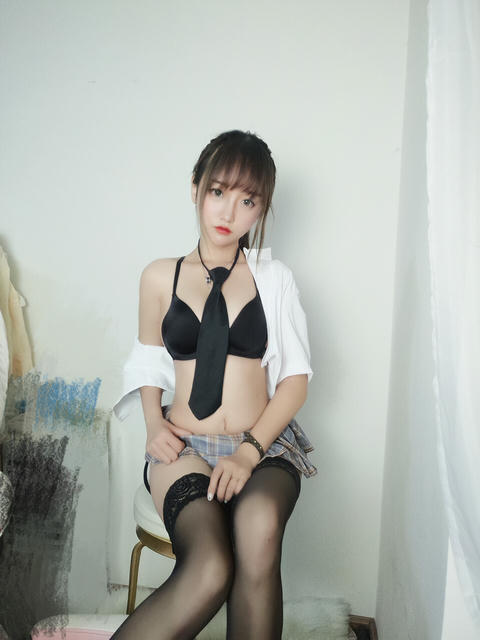 过期米线线喵 NO.044 直播间齐b [16P-19MB]_第1集