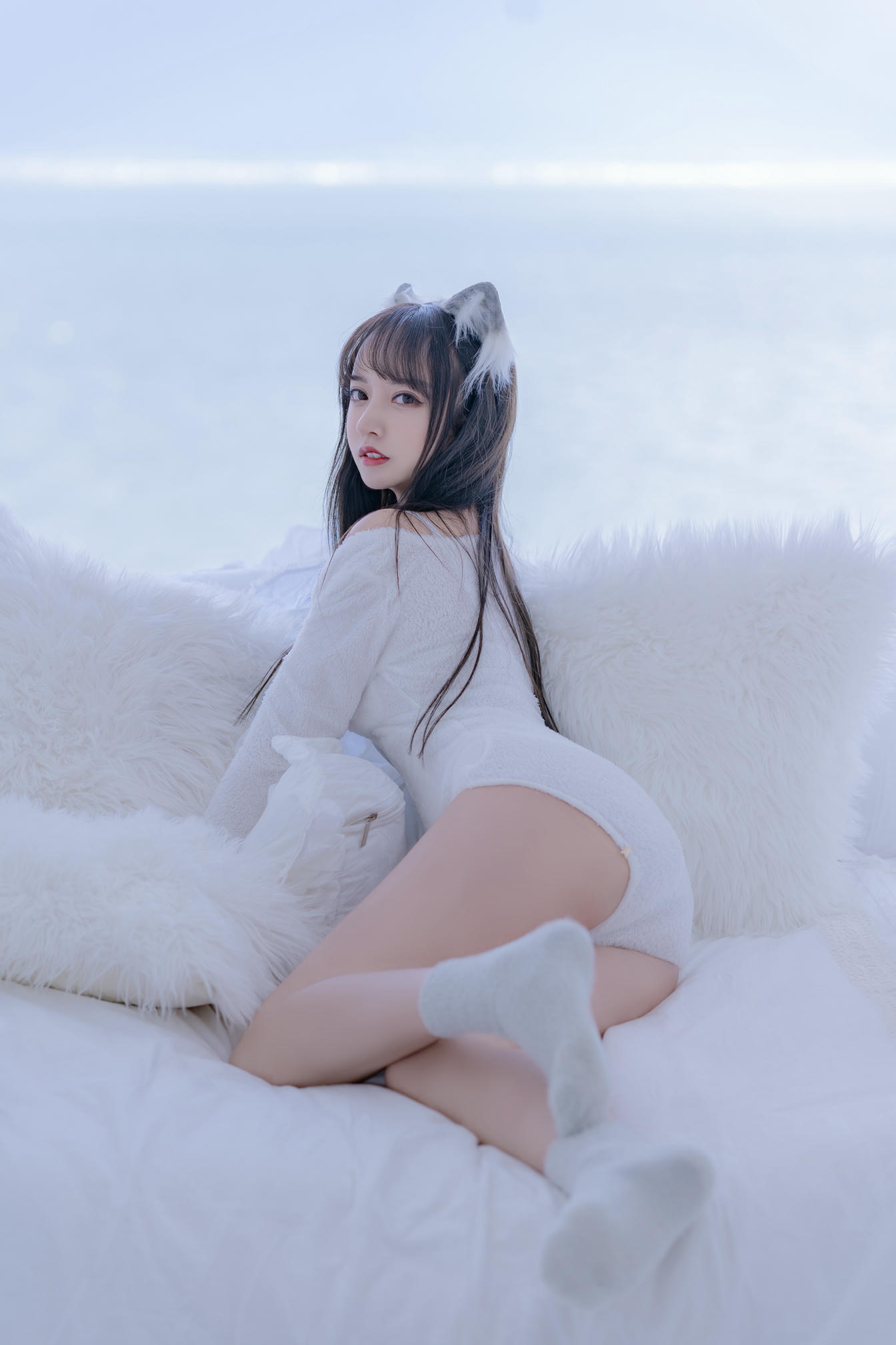 过期米线线喵 NO.073 小白狼 [56P-76MB]_第1集
