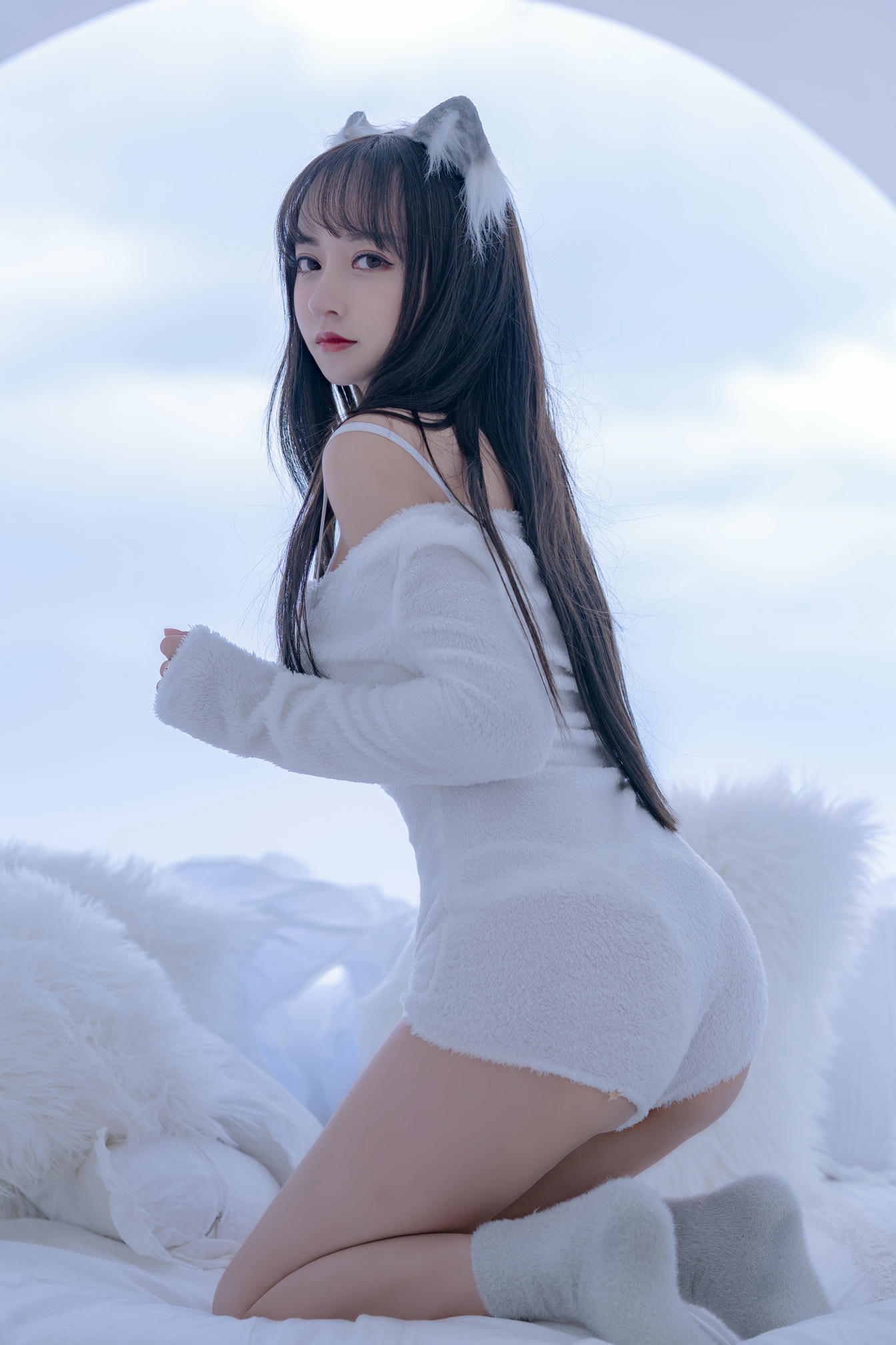 过期米线线喵 NO.073 小白狼 [56P-76MB]_第2集