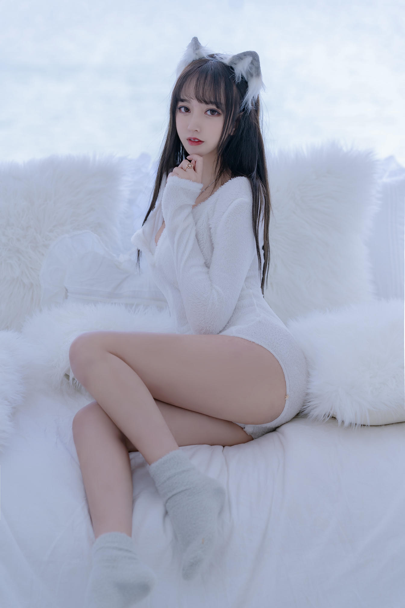 过期米线线喵 NO.073 小白狼 [56P-76MB]_第1集