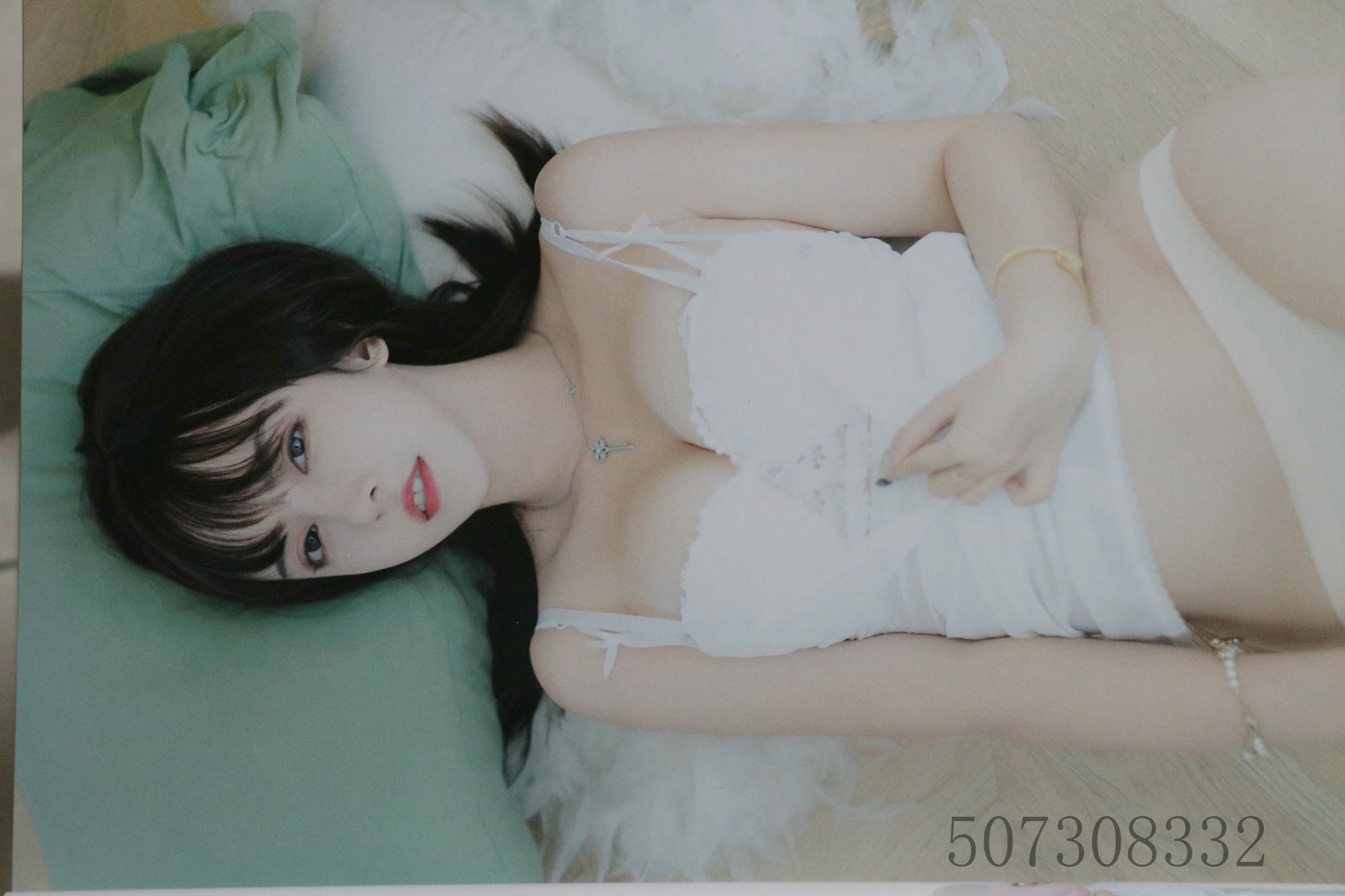 过期米线线喵 NO.090 实体写真肉丝 [77P-333MB]_第1集